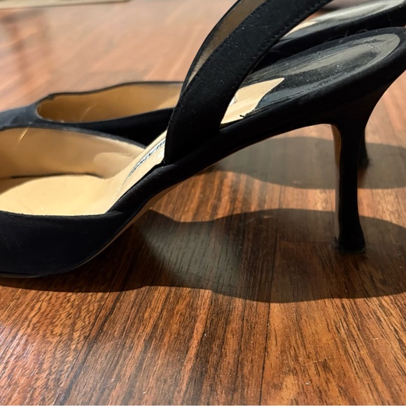 Manolo Blahnik Halter Pump 41 1/2 - Picture 5 of 5